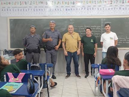 Imagem sobre PROERD em Canas